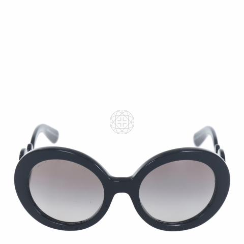 Black prada 2025 sunglasses swirl